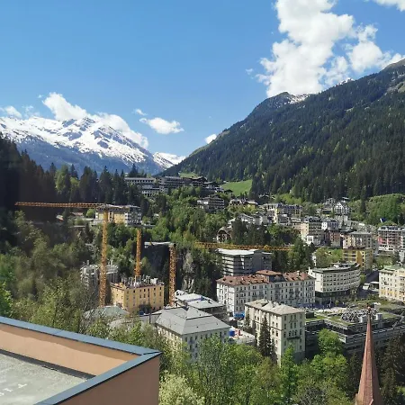 The View - Design Panorama Schiller