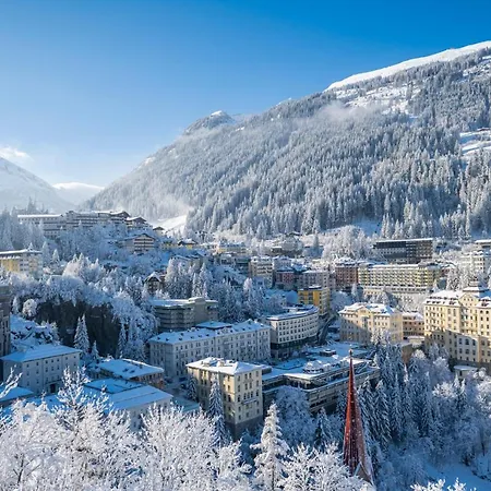 The View - Design Panorama Schiller