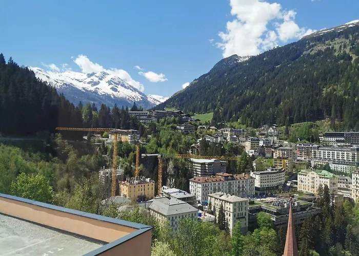 The View - Design Panorama Schiller